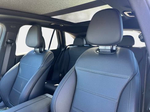 Used 2026 Mercedes-Benz GLC 350e 4MATIC image 18