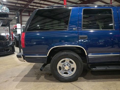 Used 1997 GMC Yukon 4WD 4-Door w/ Marketing Opt Pkg 5 image 9