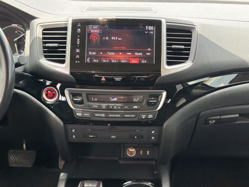 Used 2017 Honda Pilot Elite image 17
