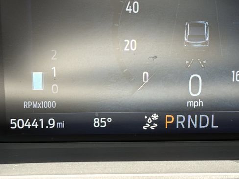 Used 2024 Ford Escape ST-Line FWD image 8