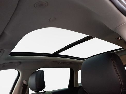 New 2026 Lincoln Nautilus Reserve w/ Jet Appearance Package image 12