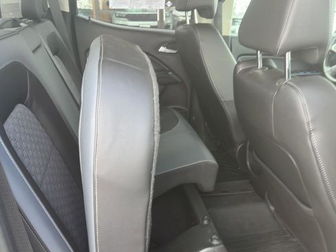 Used 2018 Chevrolet Colorado Z71 image 18