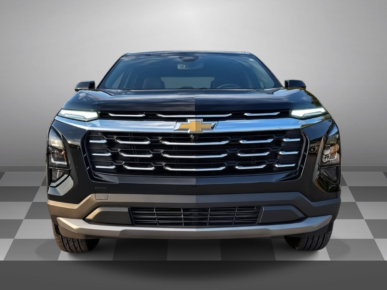 Used 2026 Chevrolet Equinox LT FWD image 2