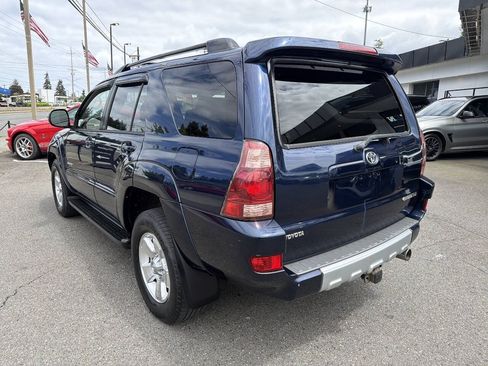 Used 2004 Toyota 4Runner SR5 w/ Preferred Accessory Pkg AWD/4WD image 3