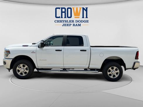 Used 2026 RAM 2500 Big Horn AWD/4WD image 6