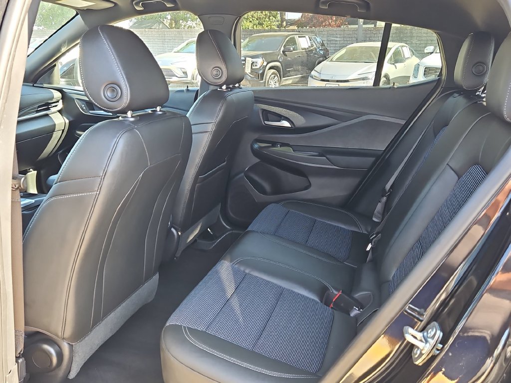Used 2026 Buick Envista Preferred FWD image 28
