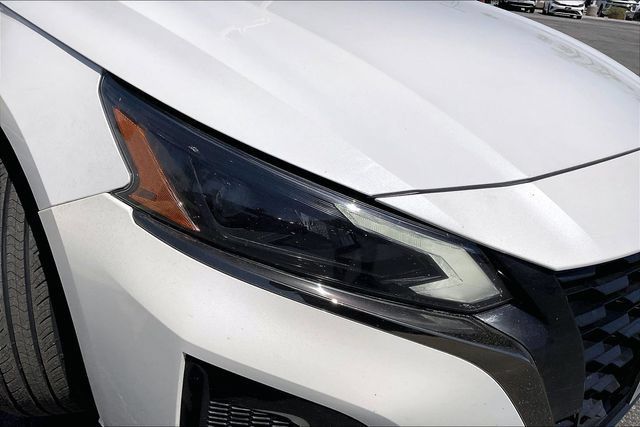 Used 2023 Nissan Altima 2.0 SR FWD image 27