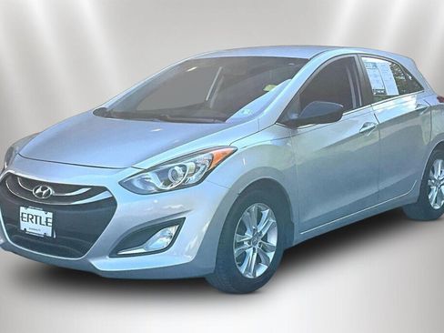 Used 2014 Hyundai Elantra GT FWD image 3