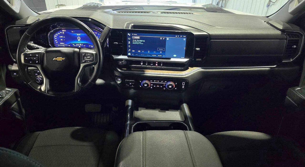 Used 2024 Chevrolet Silverado 3500 LT w/ Convenience Package AWD/4WD image 12