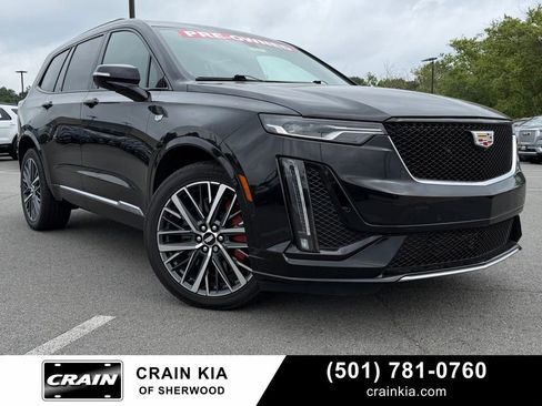 Used 2025 Cadillac XT6 Sport w/ Technology Package AWD/4WD image 1