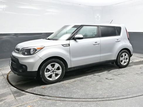Used 2019 Kia Soul image 3