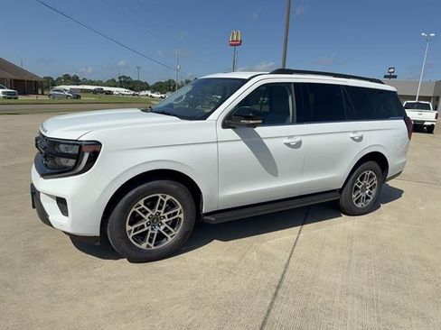 New 2026 Ford Expedition Active RWD image 1