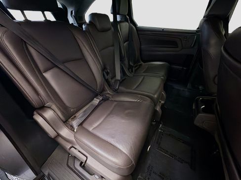 Used 2018 Honda Odyssey Elite image 14
