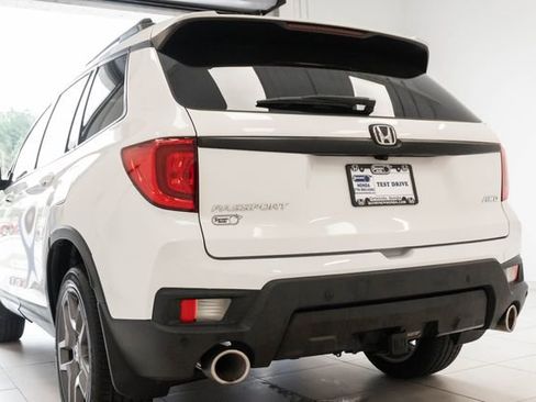 Used 2023 Honda Passport EX-L image 10
