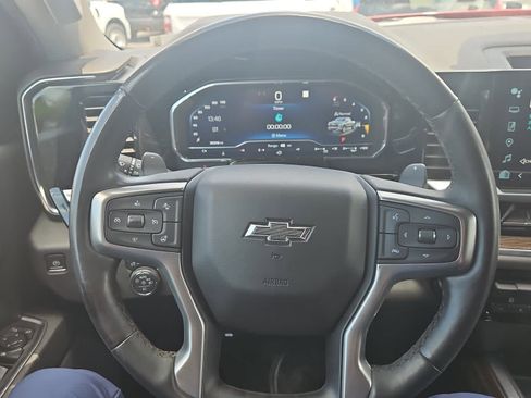 Used 2023 Chevrolet Silverado 1500 RST AWD/4WD image 15