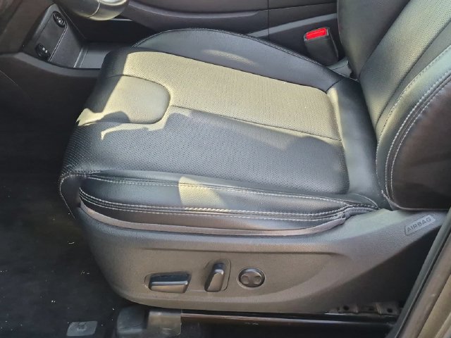 Used 2023 Hyundai Santa Fe SEL w/ Premium Package FWD image 14