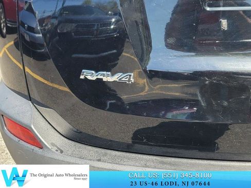 Used 2013 Toyota RAV4 XLE image 7