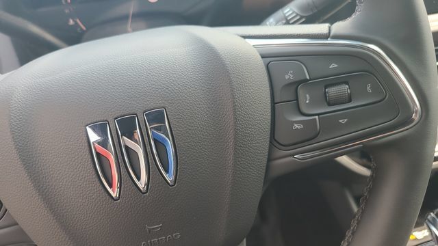 New 2026 Buick Envista Sport Touring w/ Convenience I Package FWD image 18