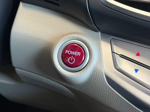 Used 2015 Honda Accord Hybrid Sedan image 18