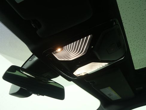 Certified 2025 BMW M340i image 21