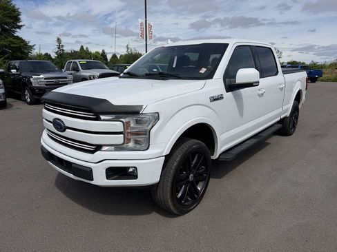 Used 2018 Ford F150 Lariat w/ Equipment Group 502A Luxury AWD/4WD image 4