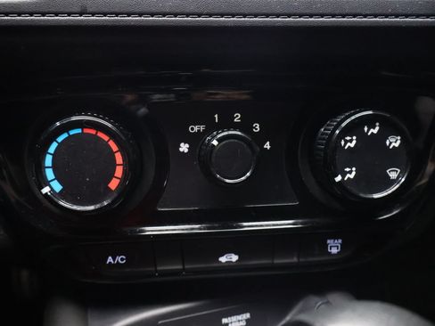 Used 2022 Honda HR-V Sport image 24