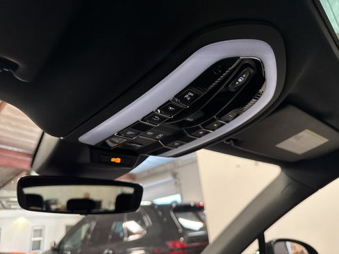 Used 2024 Porsche Macan S image 45