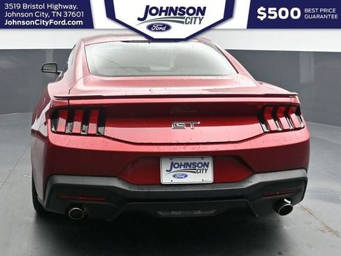 Used 2024 Ford Mustang GT Premium RWD image 11