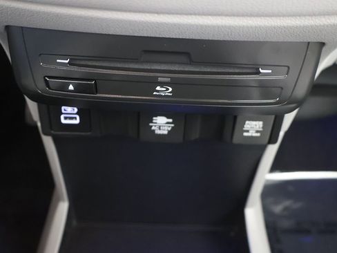 Used 2023 Honda Odyssey Elite image 54