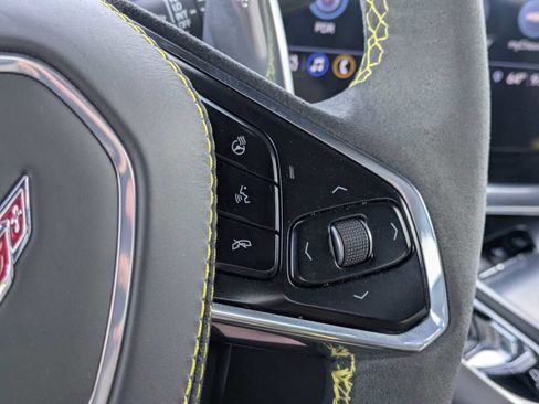 Used 2021 Chevrolet Corvette Stingray Premium Cpe w/ Z51 Performance Package RWD image 21