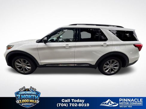 Used 2020 Ford Explorer XLT w/ Equipment Group 202A RWD image 8