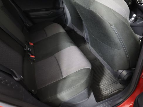 Used 2020 Toyota C-HR LE image 22