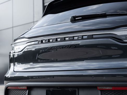 New 2026 Porsche Macan GTS image 15