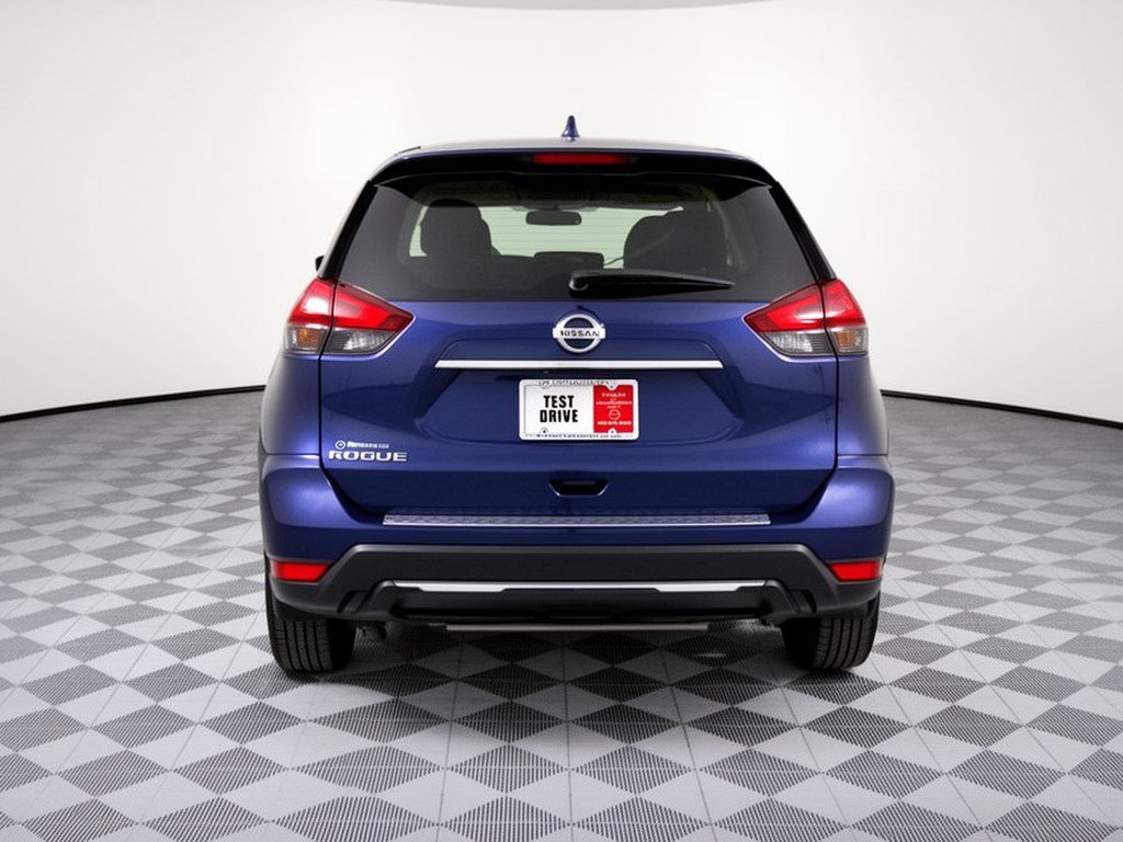 Used 2017 Nissan Rogue S FWD image 15