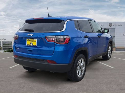 Used 2025 Jeep Compass Sport AWD/4WD image 5
