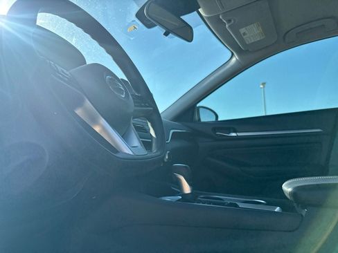 Used 2021 Nissan Altima 2.5 SV FWD image 37