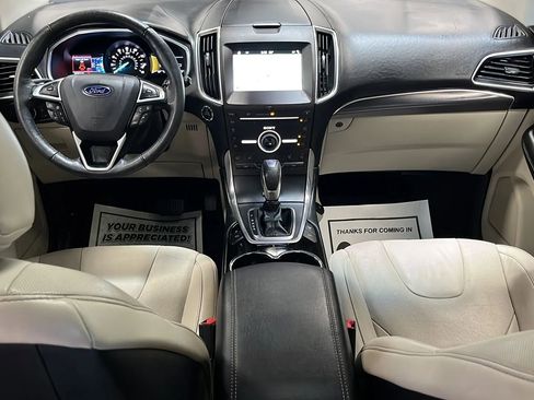 Used 2016 Ford Edge Titanium w/ Equipment Group 302A AWD/4WD image 18
