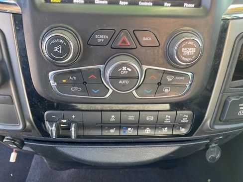 Used 2018 RAM 2500 Laramie w/ Sport Appearance Group image 26