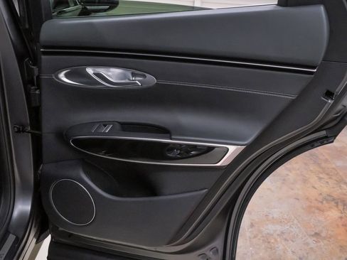 Certified 2023 Genesis GV70 2.5T AWD/4WD image 28