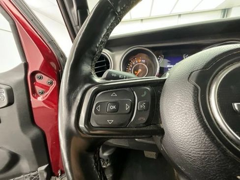 Used 2022 Jeep Gladiator Sport AWD/4WD image 13