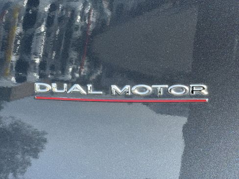 Used 2022 Tesla Model Y Performance image 26