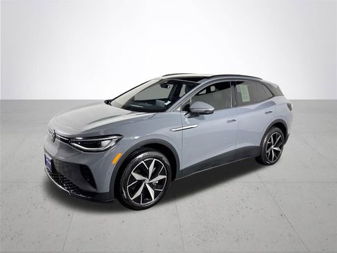 Used 2023 Volkswagen ID.4 Pro S image 2