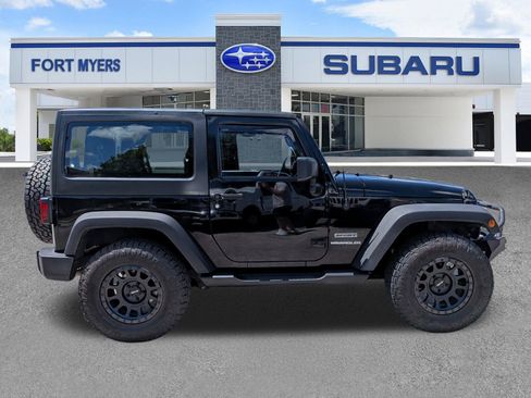 Used 2017 Jeep Wrangler Sport w/ Quick Order Package 24S AWD/4WD image 3