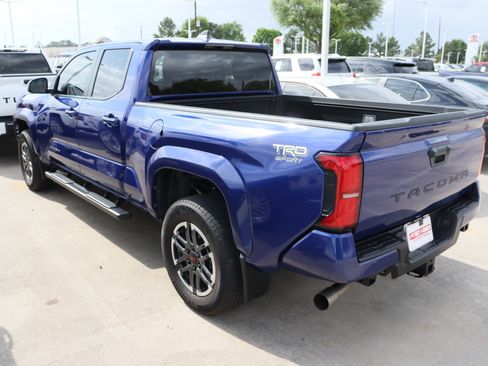 Used 2024 Toyota Tacoma TRD Sport image 6