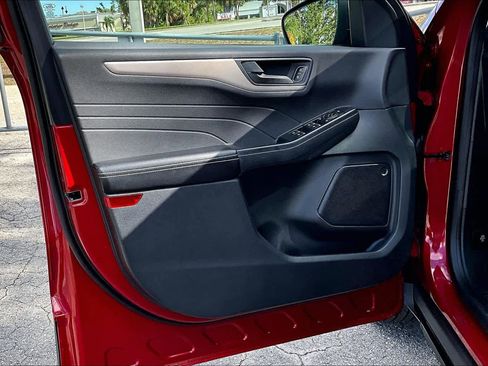 Used 2022 Ford Escape SE w/ Convenience Package image 25