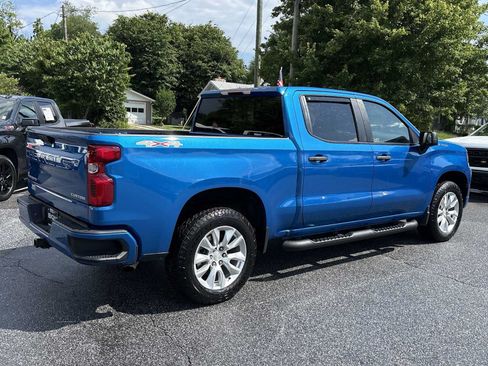 Used 2022 Chevrolet Silverado 1500 Custom AWD/4WD image 6