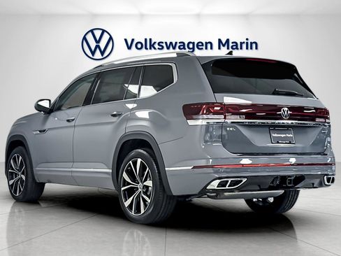 New 2026 Volkswagen Atlas SEL Premium R-Line image 3