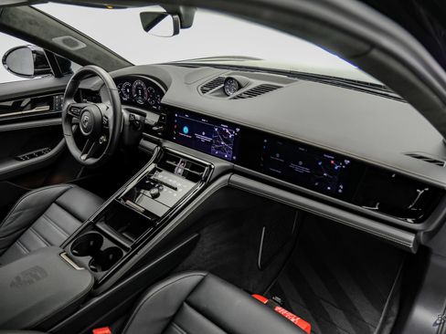 Used 2026 Porsche Panamera Turbo S AWD/4WD image 46