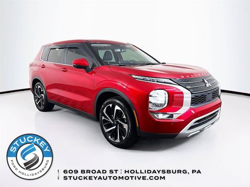 Used 2024 Mitsubishi Outlander SE AWD/4WD image 1