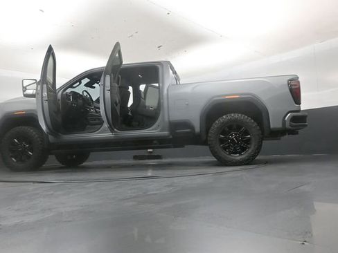 Used 2025 GMC Sierra 2500 AT4 w/ AT4 Premium Plus Package AWD/4WD image 53